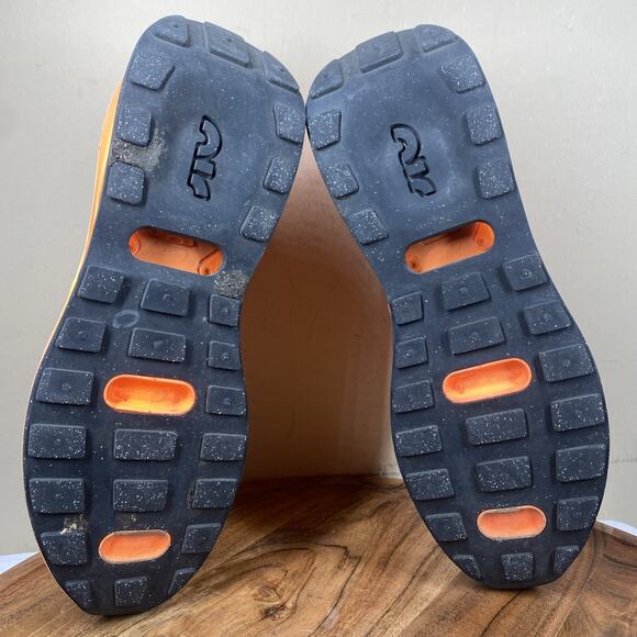 Nike Air Max Flyknit Racer Total Orange Mens Size 8.5 Running Shoes FD0762-800 - Picture 8 of 10